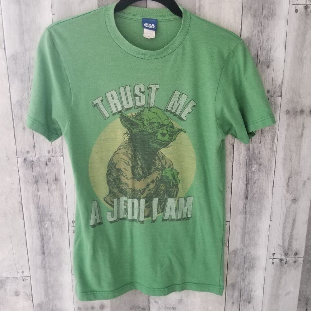 Green Yoda Star Wars Burnout Tee